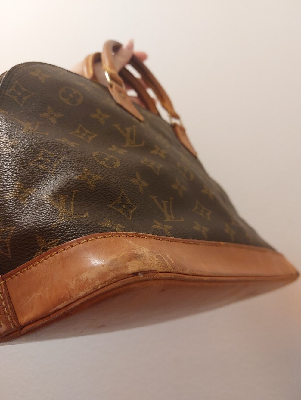Louis Vuitton Alma Bag Vintage - Picture 6 of 14